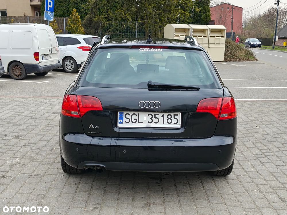 Audi A4 Avant 2.0 TDI DPF - 12