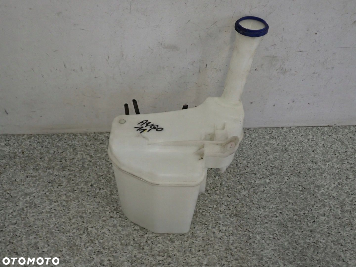 TOYOTA AYGO 05-12 ZBIORNICZEK SPRYSKIWACZY POMPKI - 2