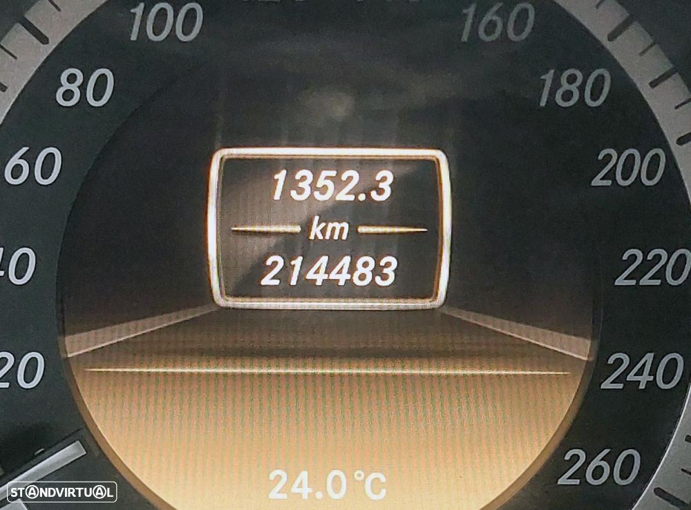 Mercedes-Benz E 220 CDi Avantgarde BlueEfficiency - 7