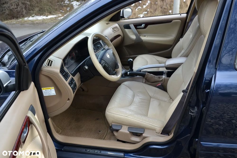 Volvo XC 70 AWD Premium - 14