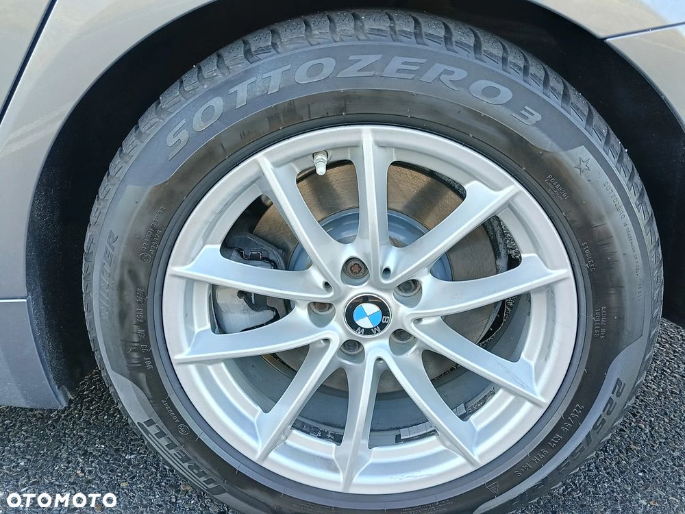 BMW Seria 5 520d Luxury Line - 13