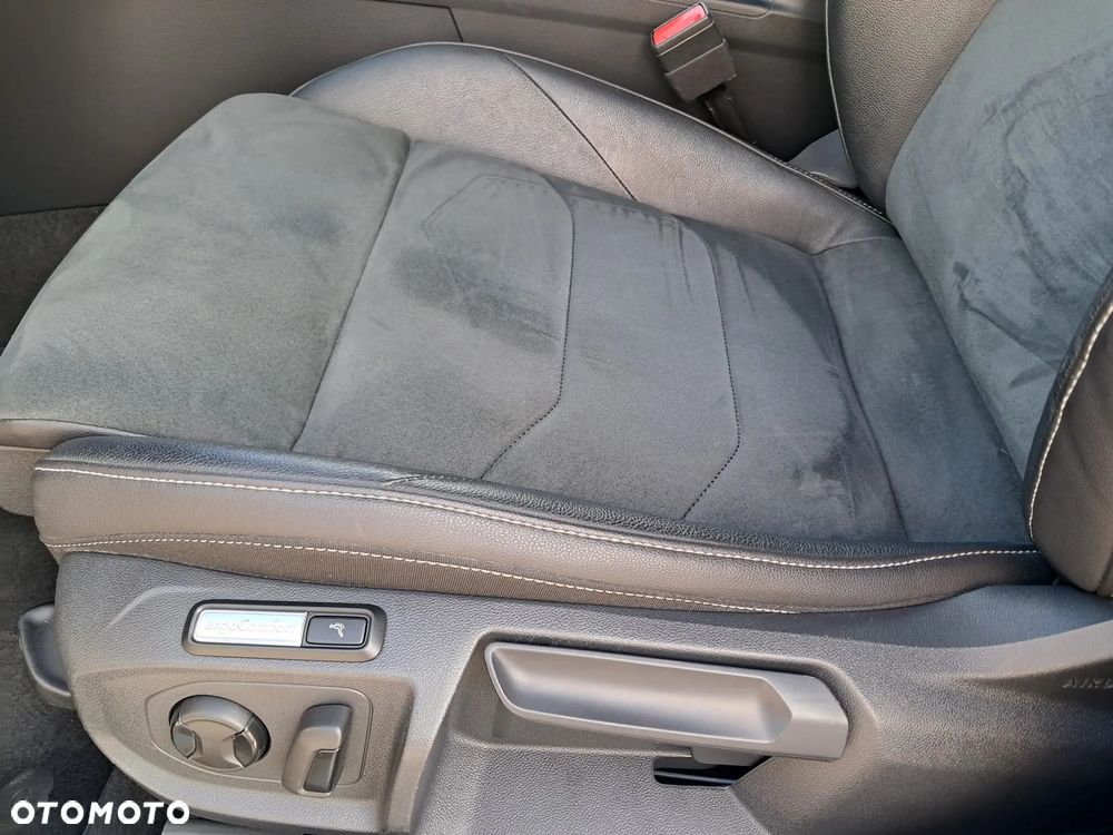 Volkswagen Arteon 2.0 TSI Elegance DSG - 24