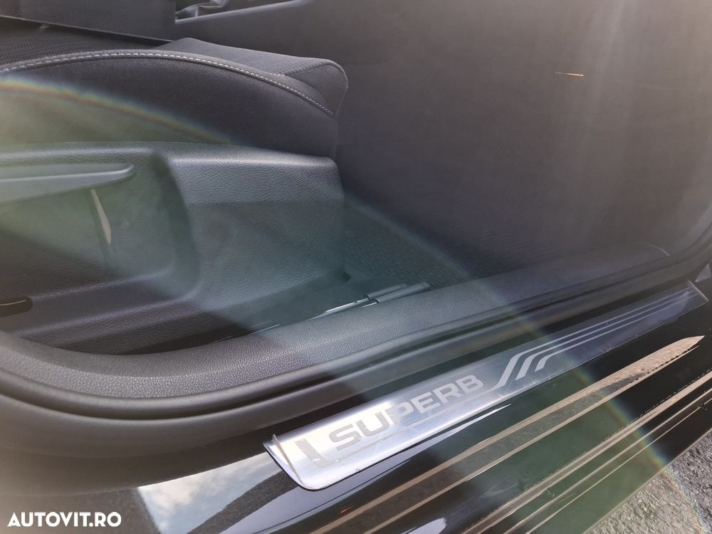 Skoda Superb 2.0 TDI Style - 9