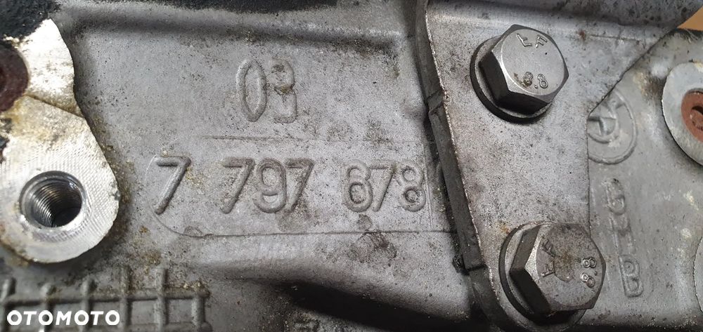 Głowica kompletna wałki BMW I E81 E87 Lift 2.0D 7797676 7781093 7797678 - 11