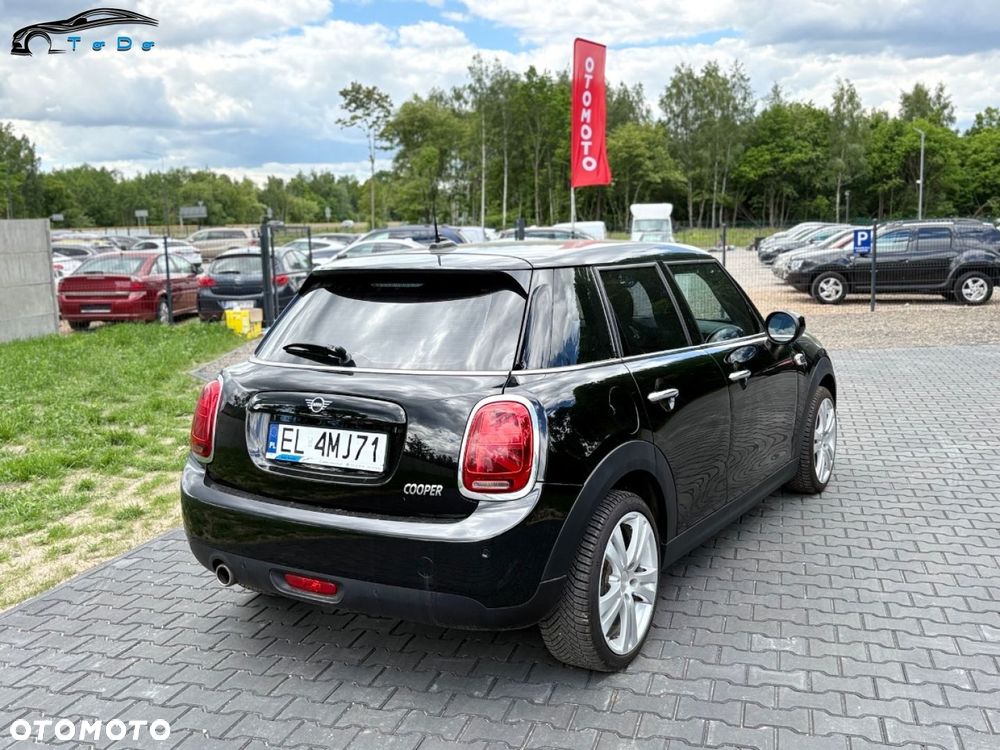 MINI Cooper 60 Years Chili - 17