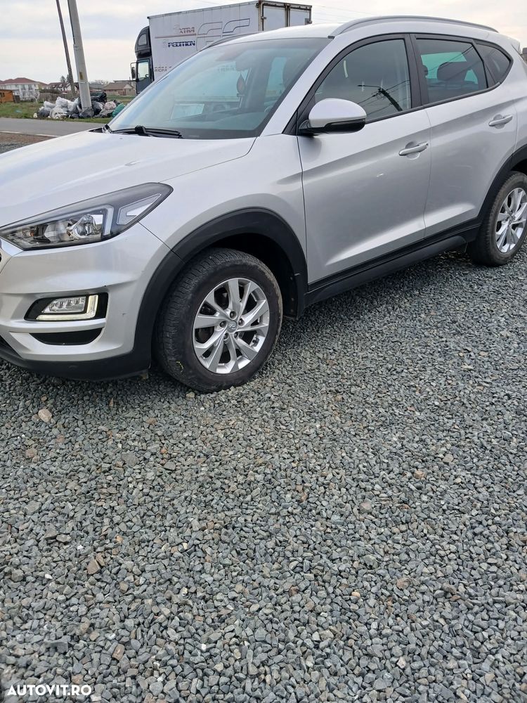 Hyundai Tucson 1.6 GDI 2WD 6MT ISG Style - 15