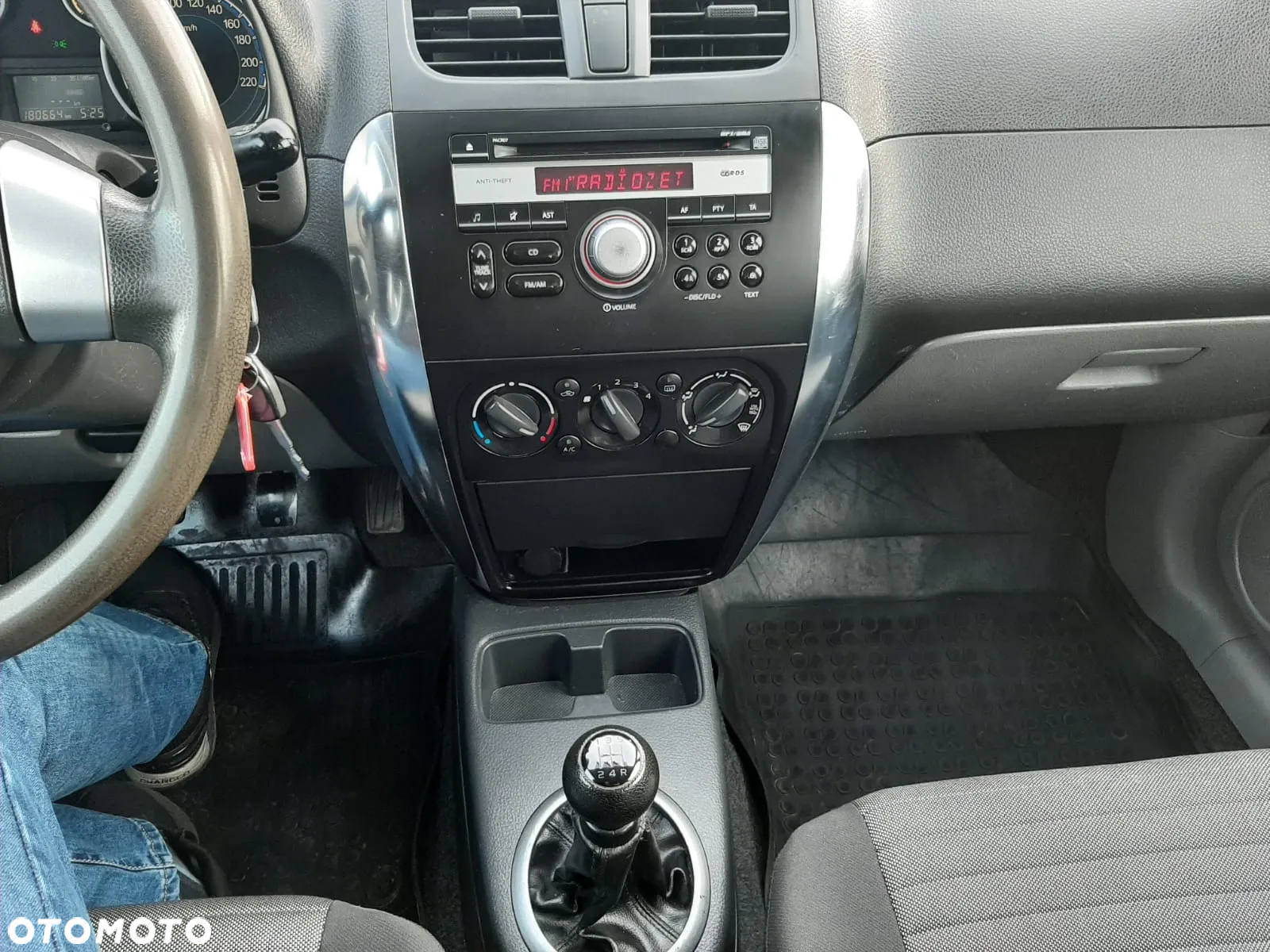 Suzuki SX4 1.6 Comfort 4WD - 27
