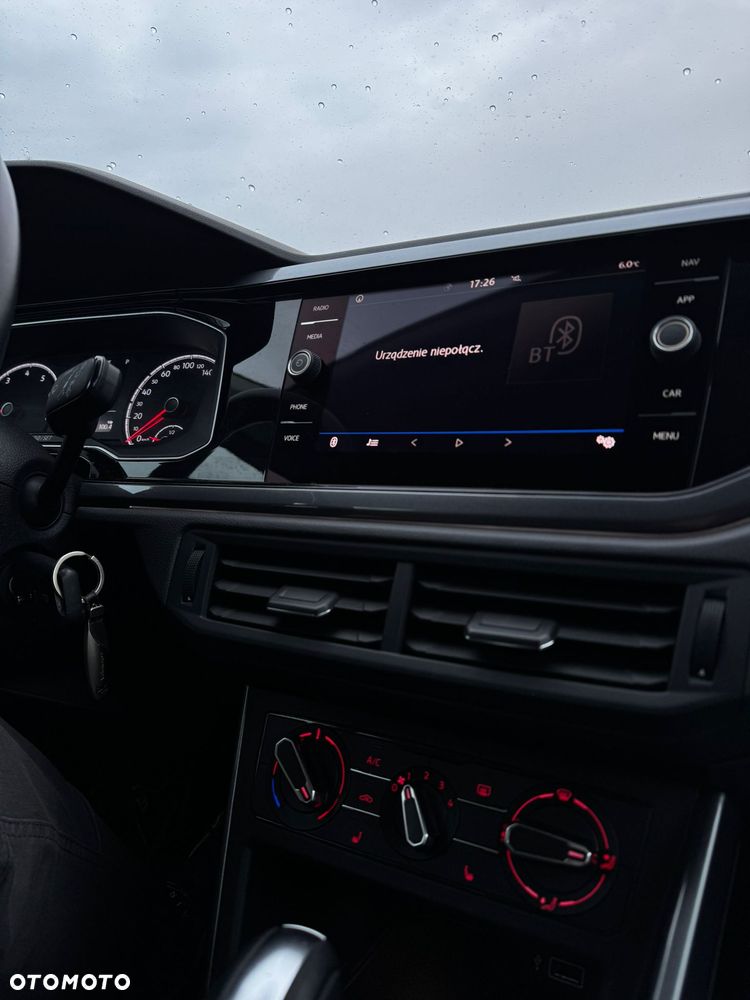 Volkswagen Polo 1.0 TSI DSG Highline - 30