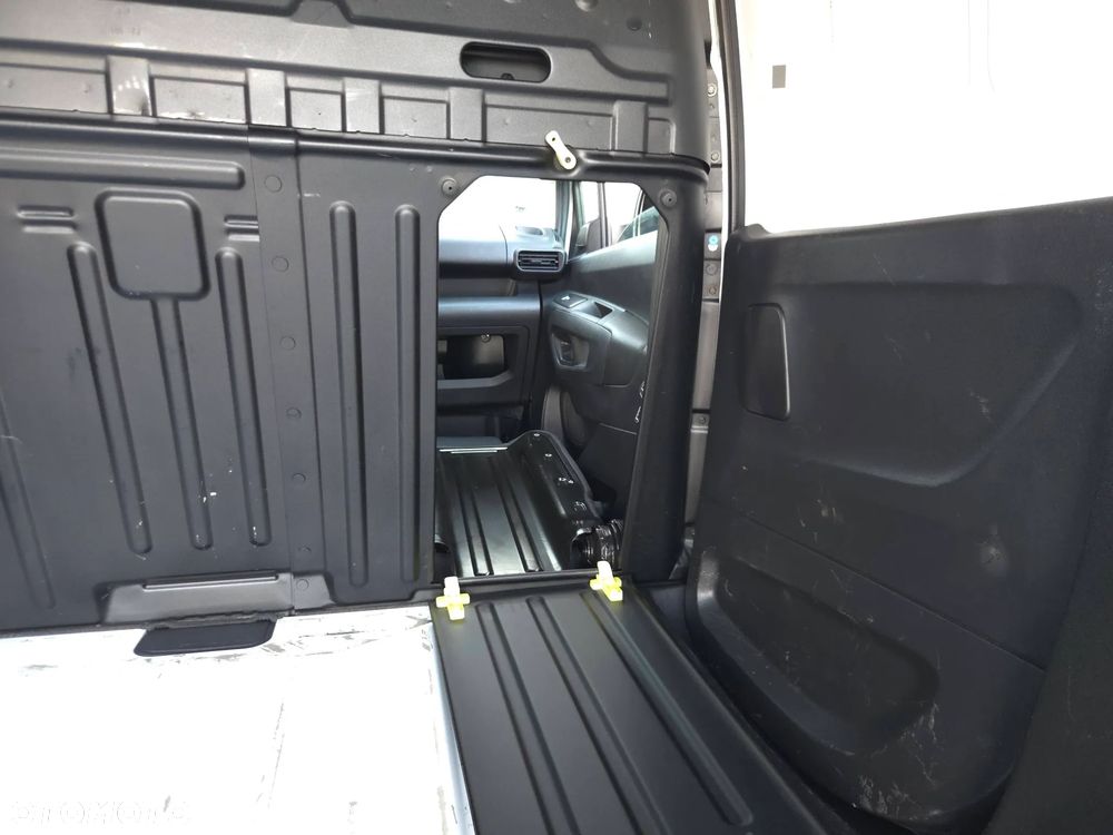 Peugeot Partner FlexCab L2 EHZ S&S Pro - 21