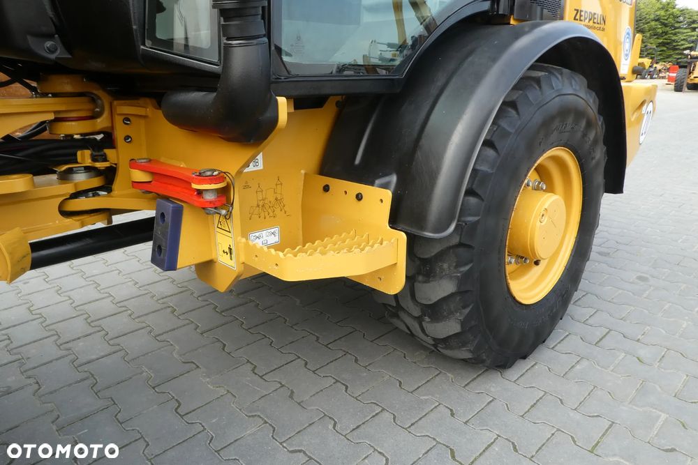 Caterpillar 906M SPROWADZONY ŁYZKA WIDŁY - 10