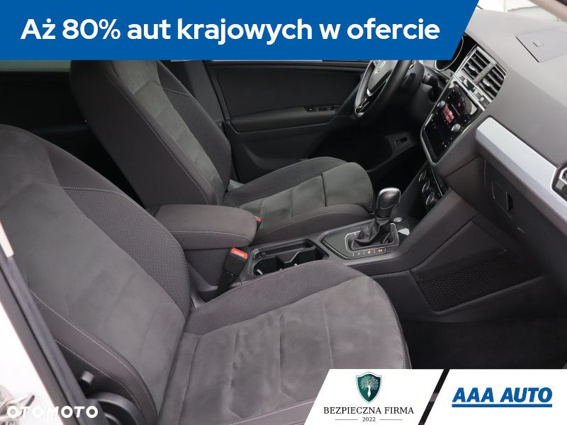 Volkswagen Tiguan - 10