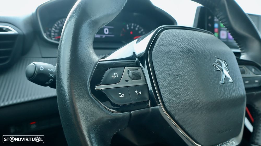 Peugeot 2008 PureTech 100 Allure - 44