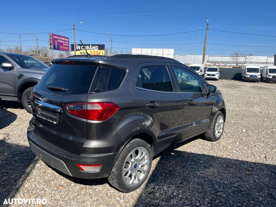Ford EcoSport - 3