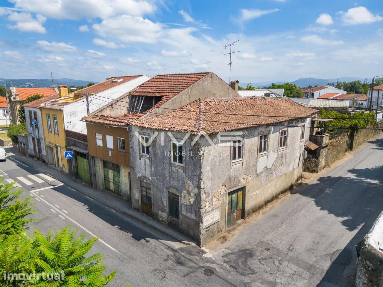 Moradia para Restaurar T3 Venda em Merelim (São Paio), Panoias e Parad - Grande imagem: 2/32