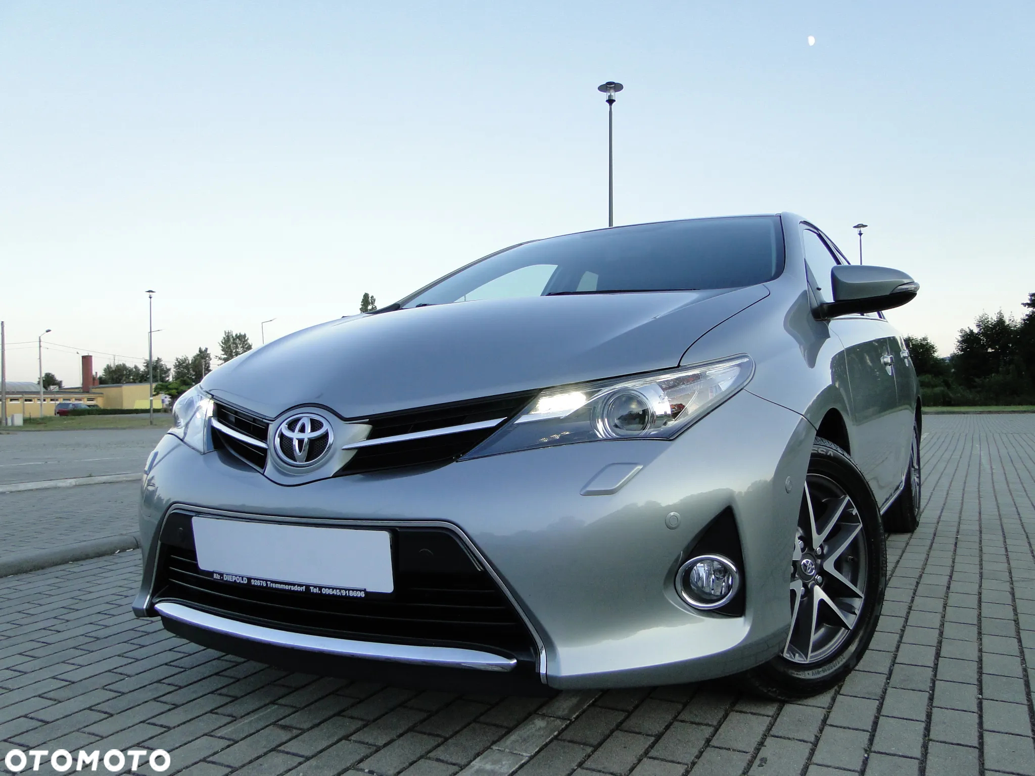 Toyota Auris - 2