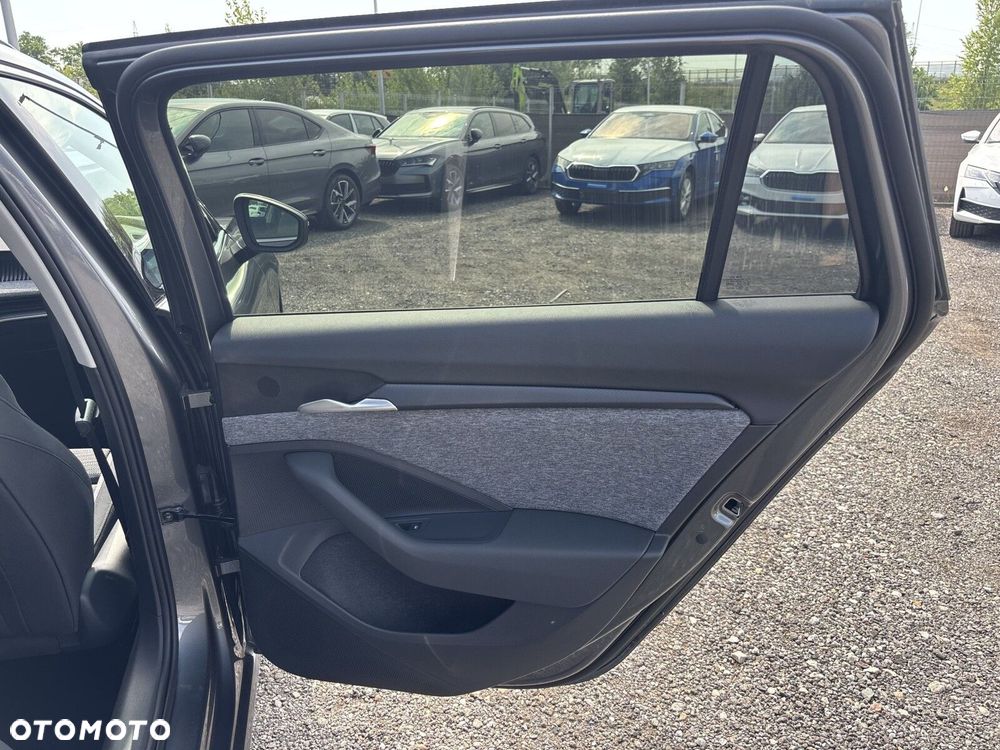 Skoda Superb 2.0 TSI Drive DSG - 20