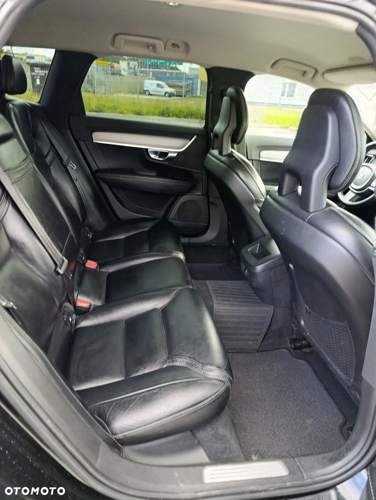 Volvo V90 Cross Country D5 AWD - 19