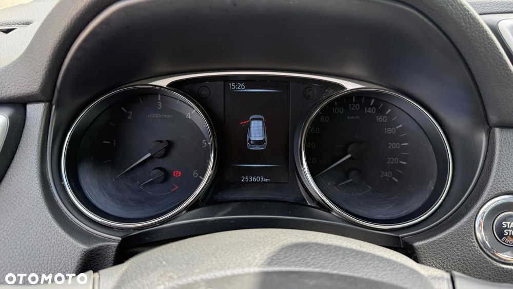 Nissan X-Trail - 15