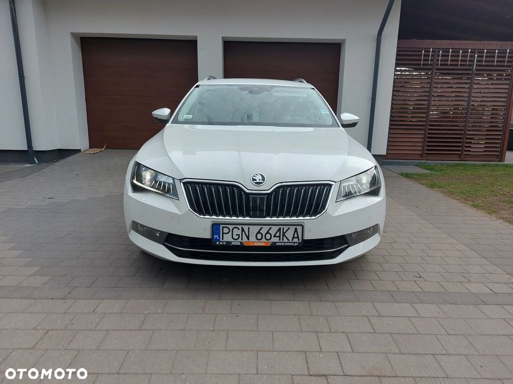 Skoda Superb 2.0 TDI Ambition - 2