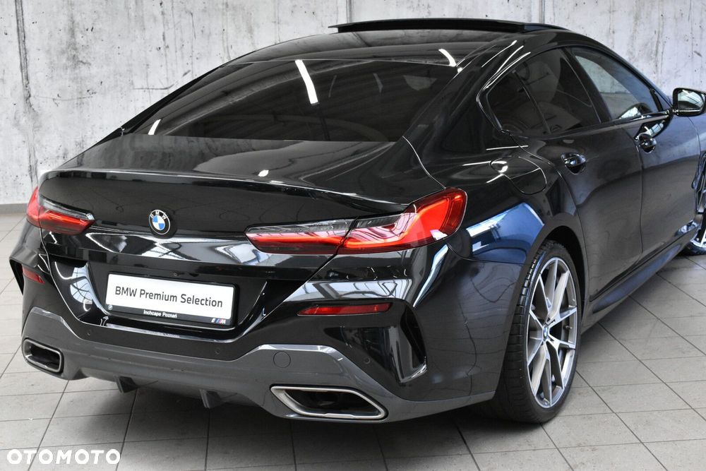 BMW Seria 8 - 28