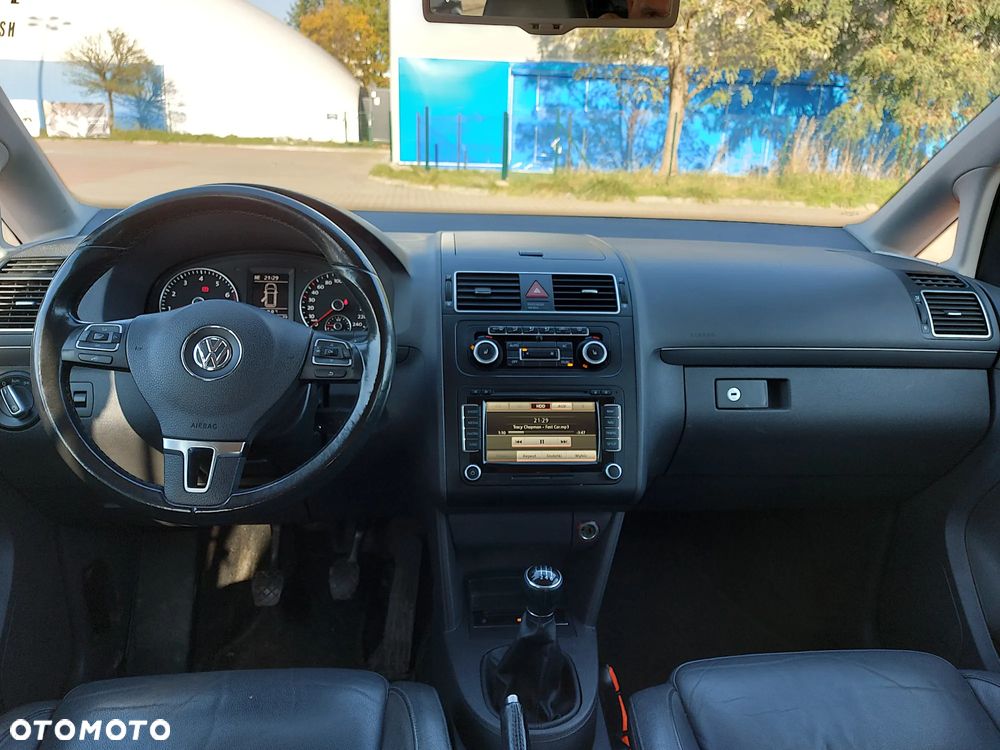 Volkswagen Touran 1.4 TSI Cross - 33