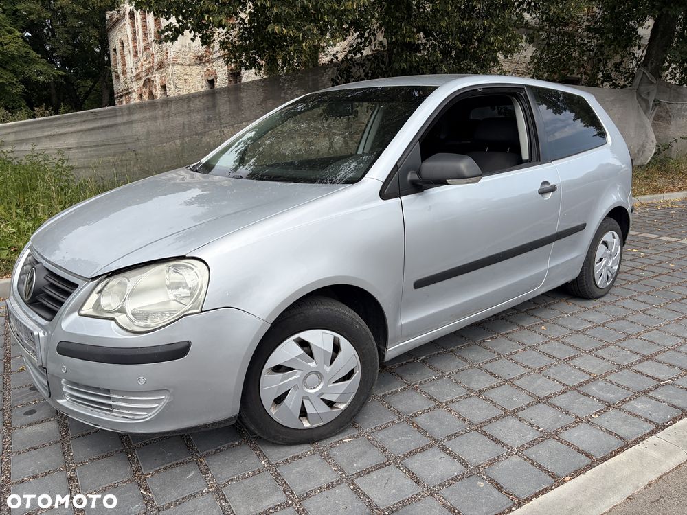 Volkswagen Polo - 2