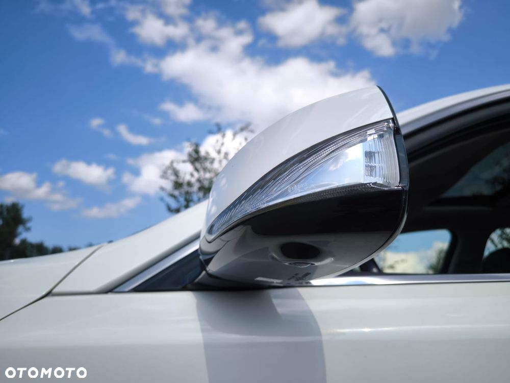 Infiniti Q50 - 18