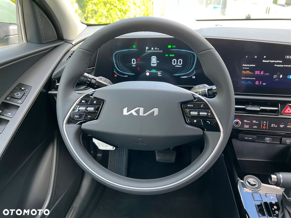 Kia Niro 1.6 GDI Hybrid M - 25