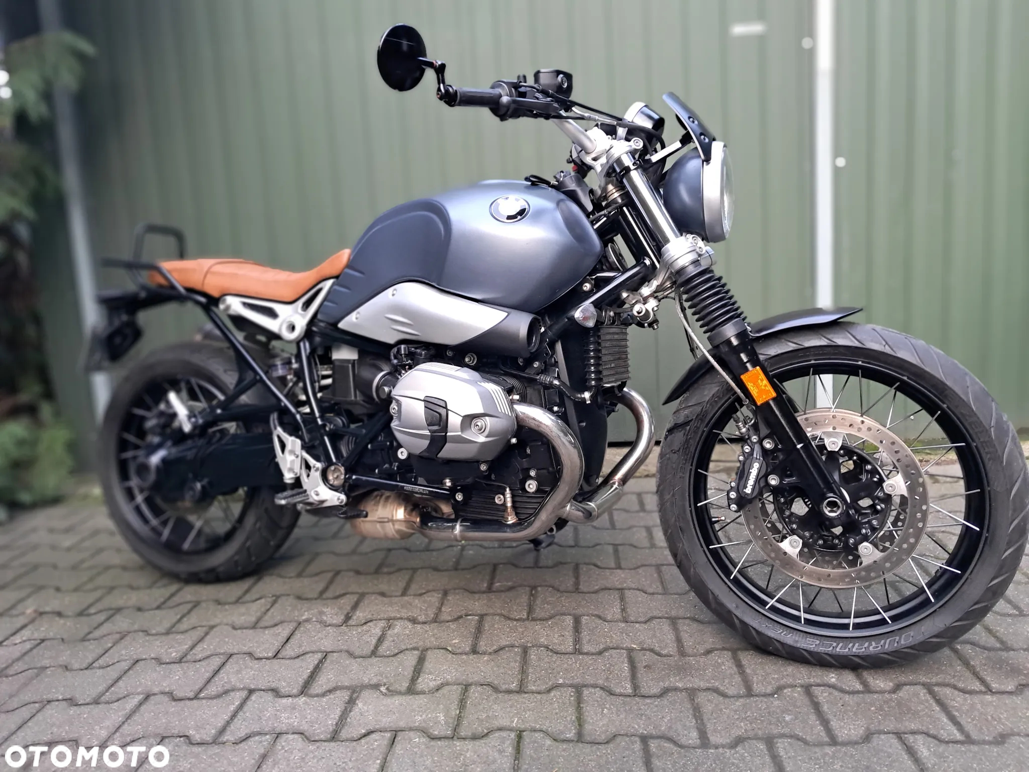 BMW R - 4
