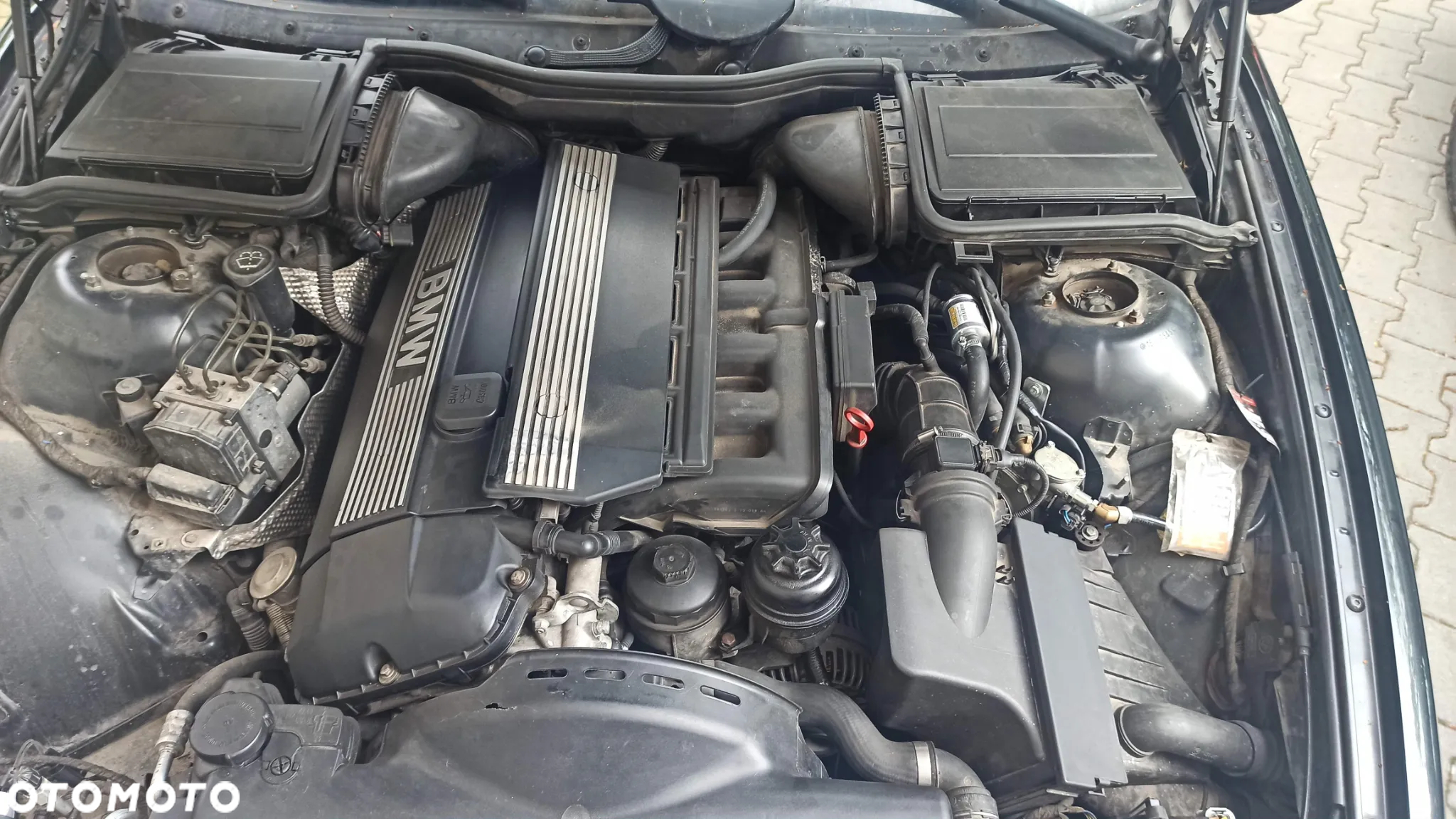 BMW Seria 5 520i - 17
