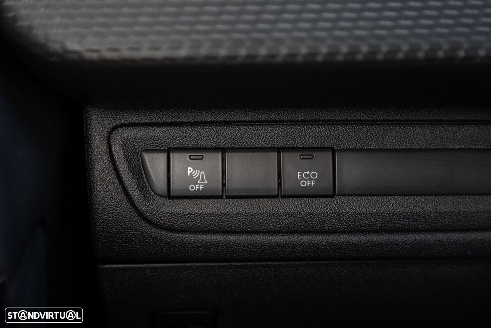 Peugeot 2008 PureTech 110 Stop&Start GT-Line Edition - 52