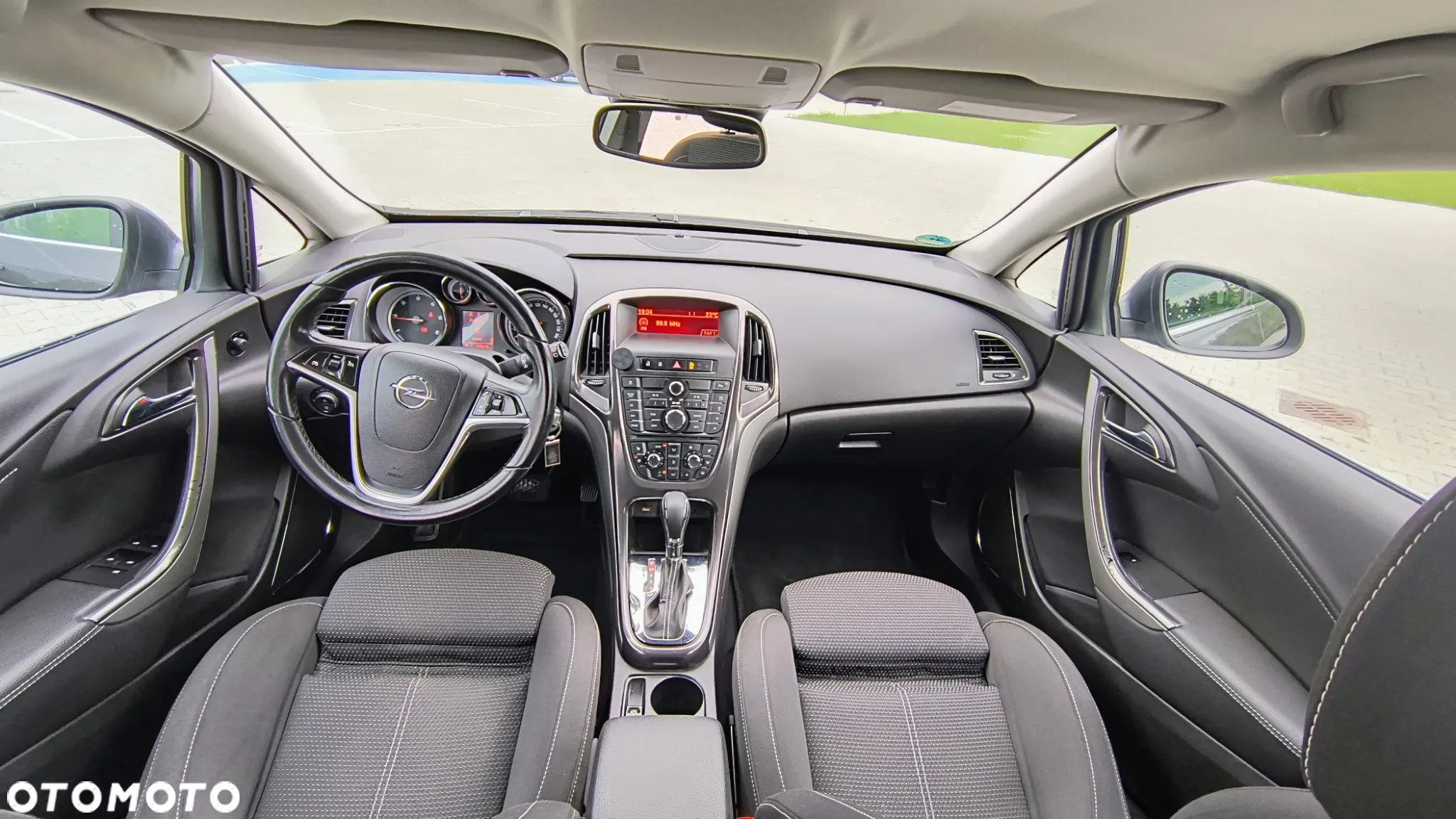 Opel Astra IV 2.0 CDTI Cosmo - 8