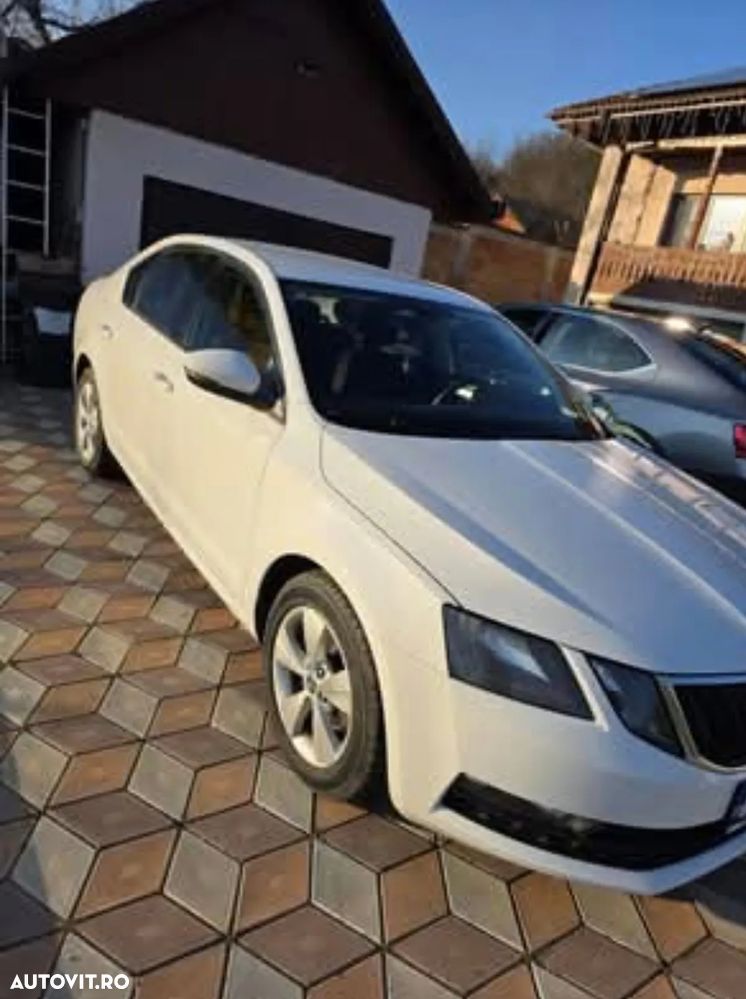 Skoda Octavia - 5