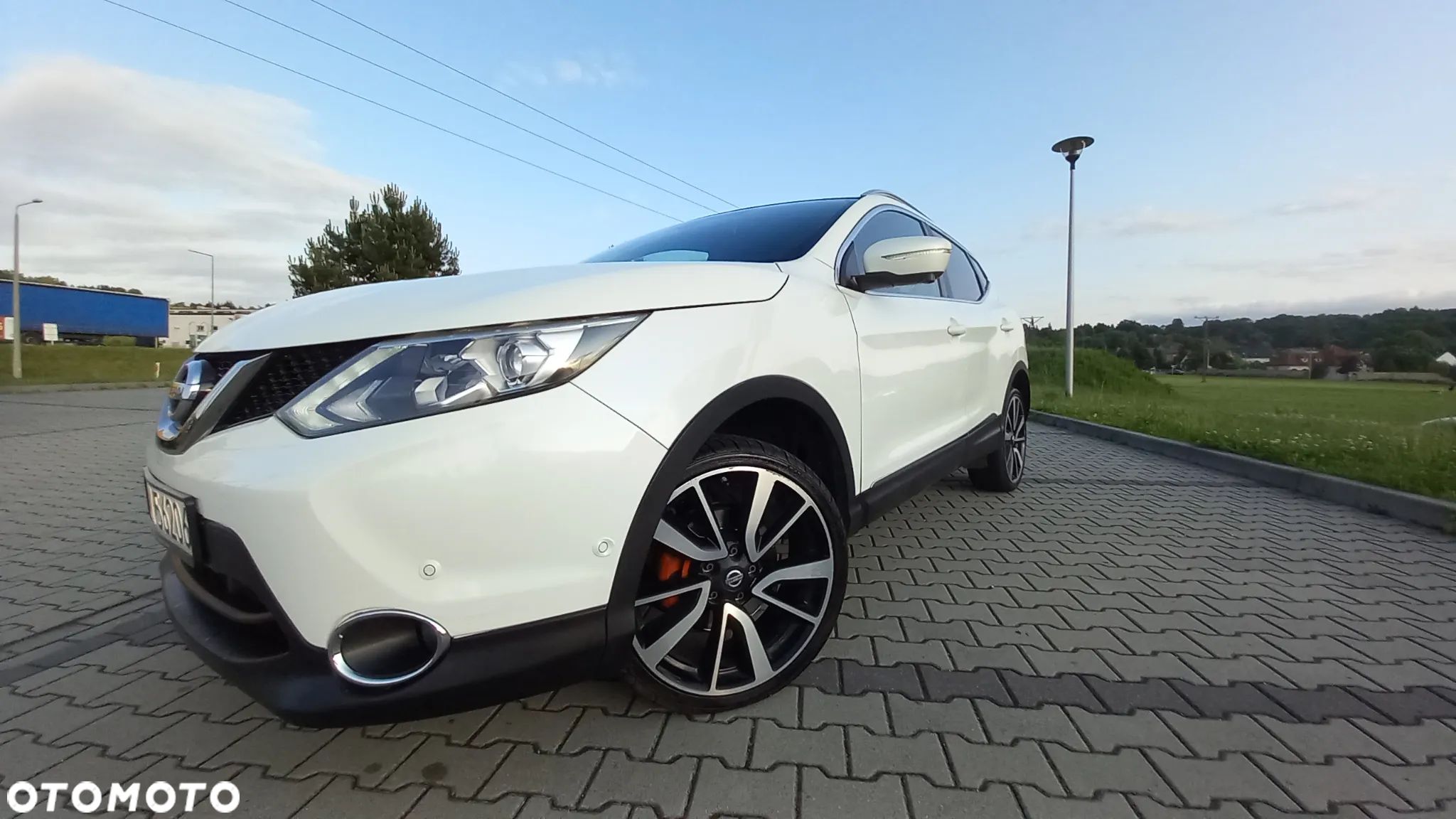 Nissan Qashqai - 1