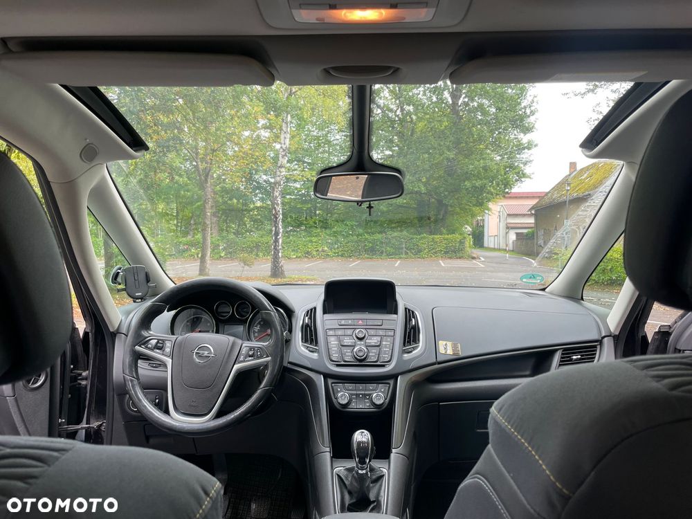Opel Zafira - 4