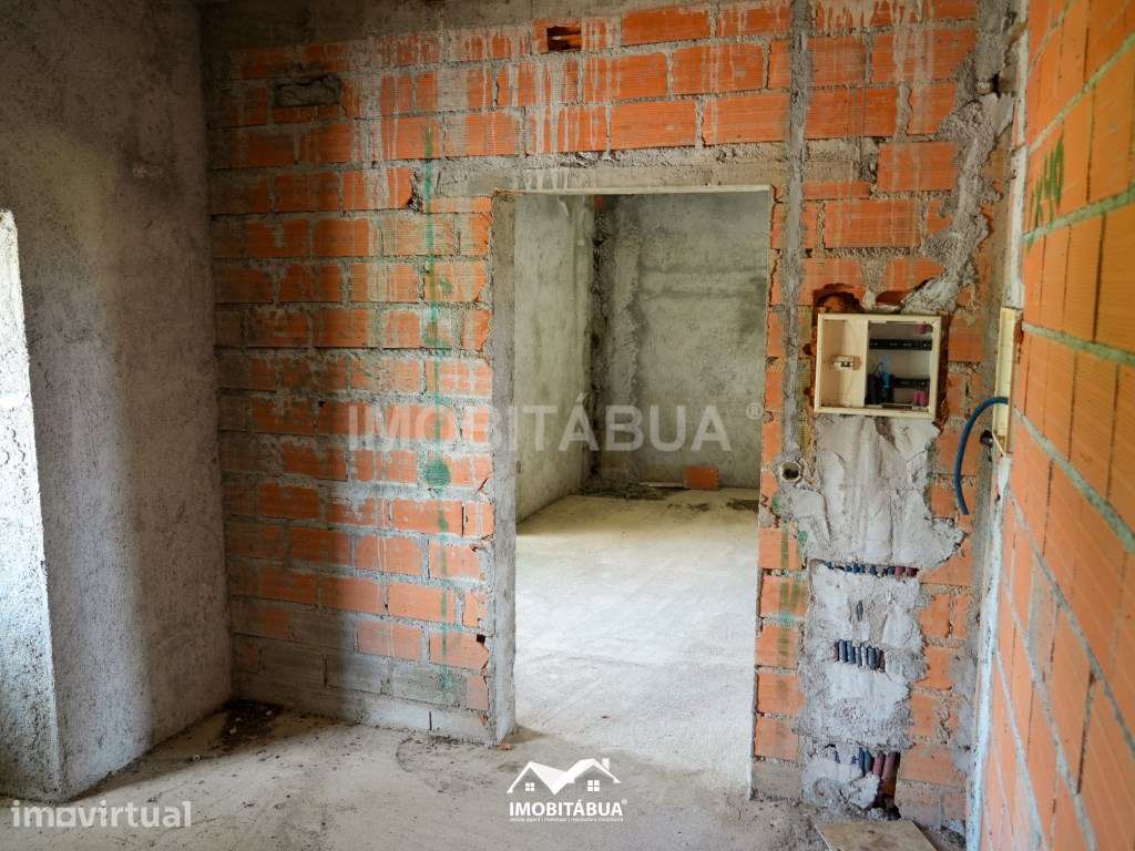 Propriedade de 4Ha com Moradia para reconstruir - Grande imagem: 3/35