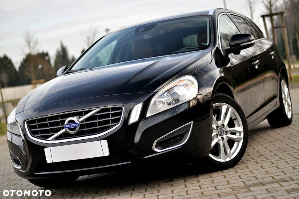Volvo V60 D3 Momentum - 36
