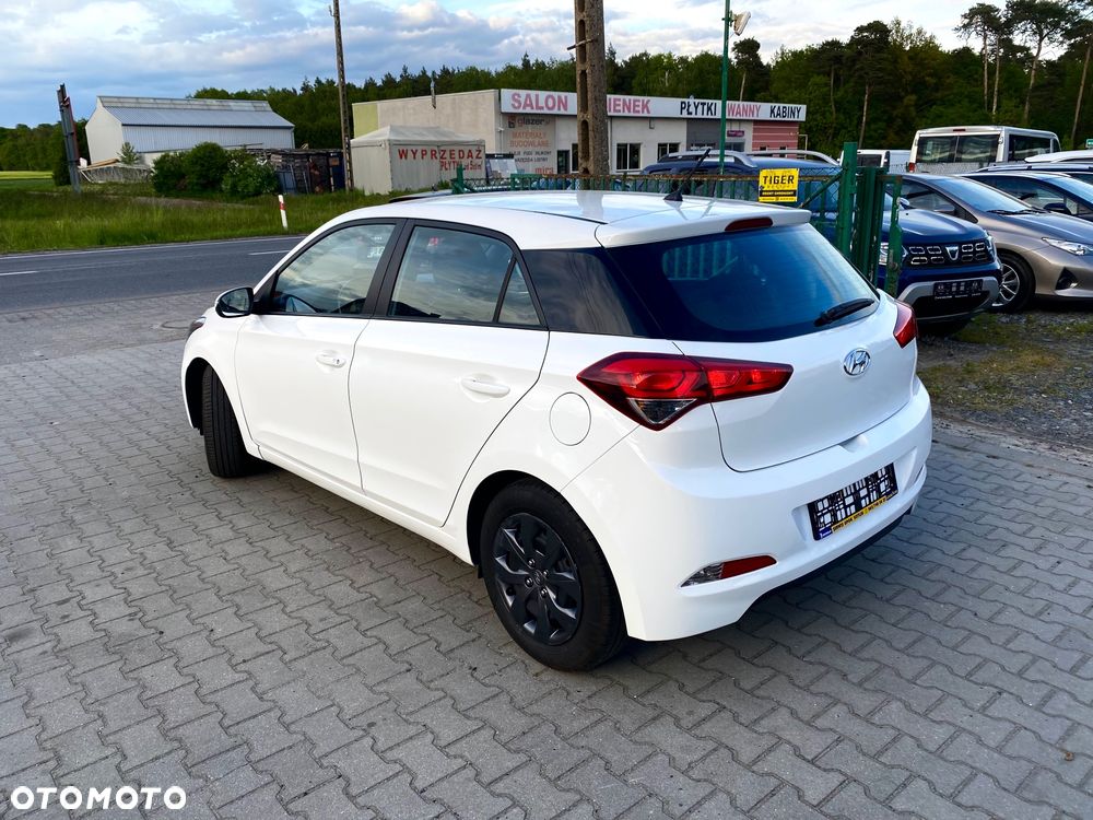 Hyundai i20 - 4
