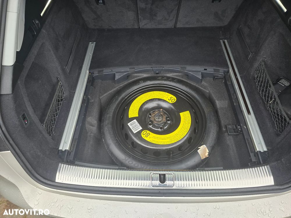 Audi A4 2.0 TDI S tronic quattro design - 24