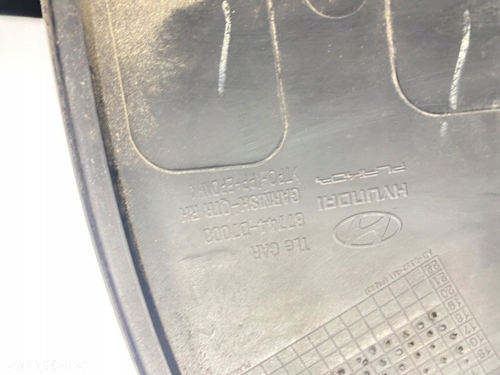 HYUNDAI TUCSON II III LISTWA BŁOTNIKA PRAWA TYLNA 15-21 87744-D7000 - 3