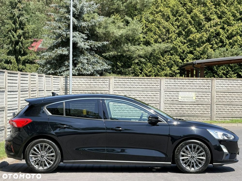Ford Focus - 35