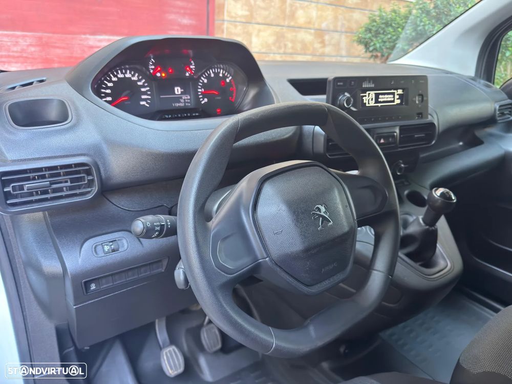 Peugeot Partner Pro - 13