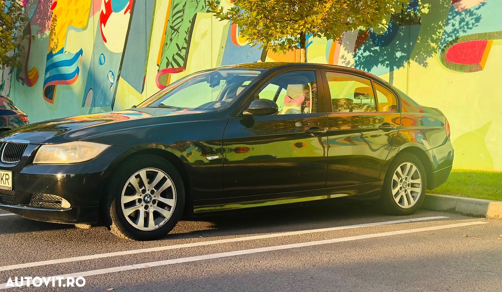 BMW Seria 3 318d Touring - 1
