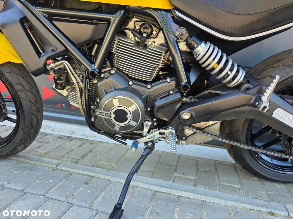 Ducati Scrambler - 11