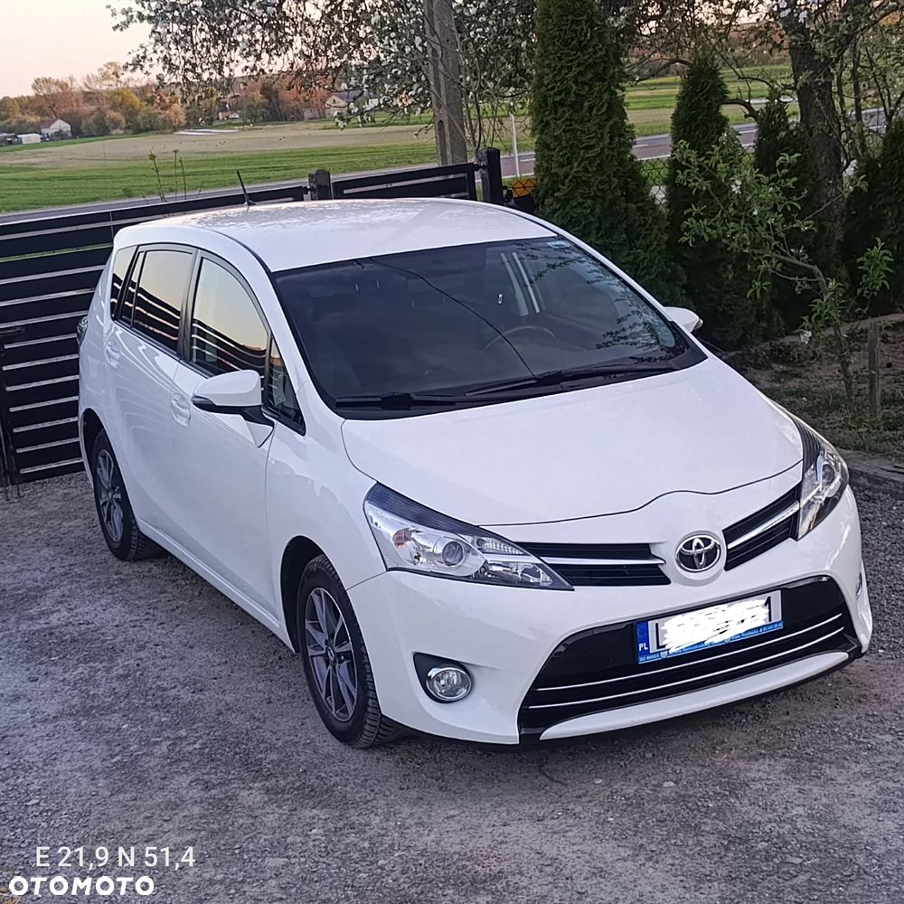 Toyota Verso 2.0 D-4D 5-Sitzer Executive - 28