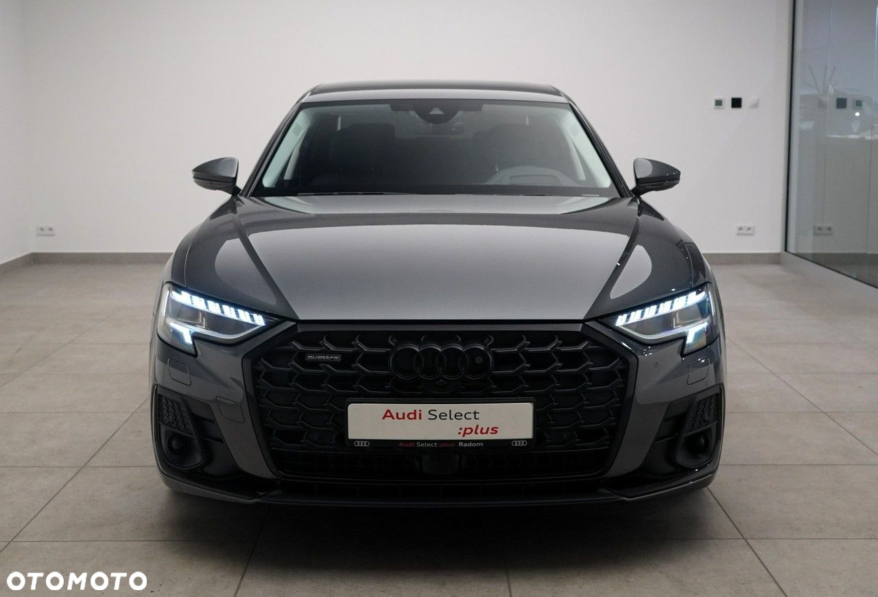 Audi A8 - 6