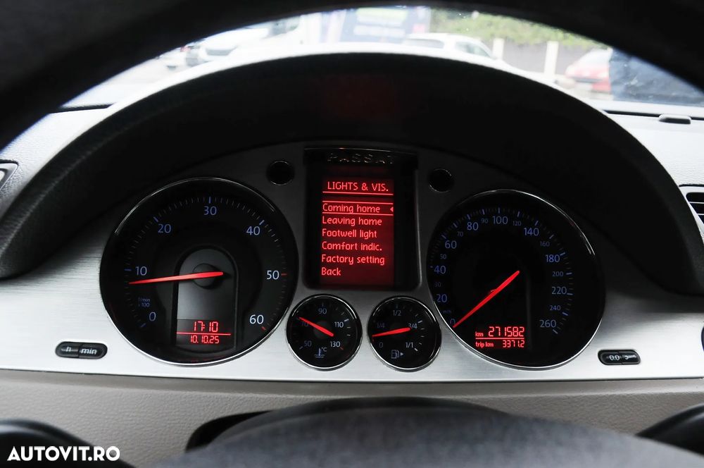 Volkswagen Passat Variant 2.0 TDI Highline DPF - 11