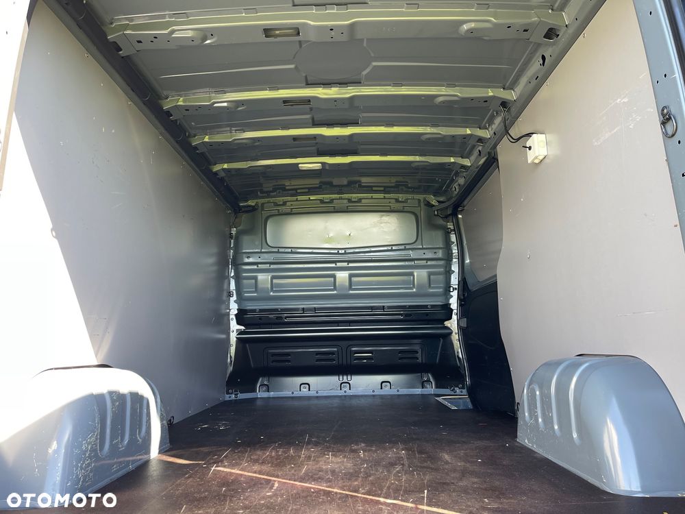 Renault Trafic - 29