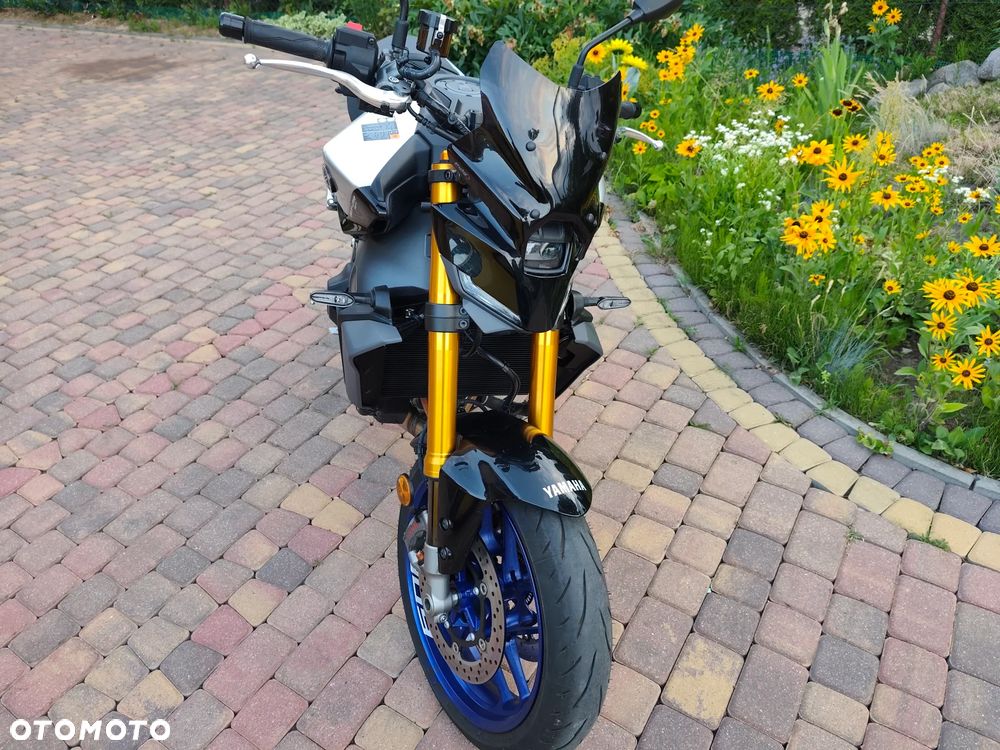 Yamaha MT - 3
