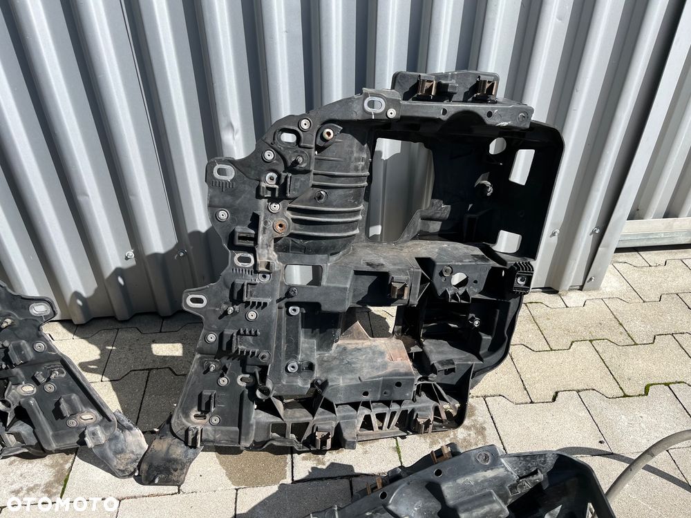 Obudowa lampy MAN TGX TGS euro 6 garnek mocowanie - 3